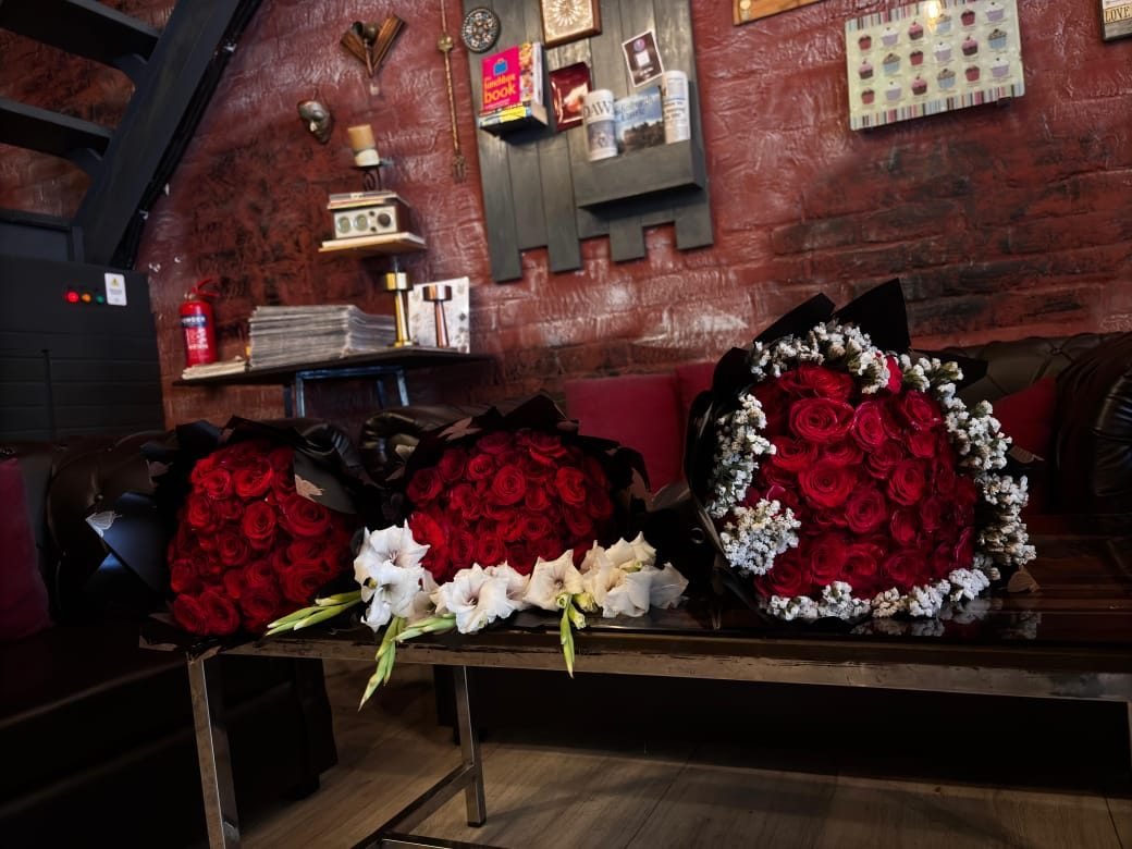 A medium bouquet of red roses