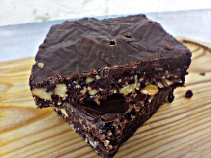 WALNUT FUDGE
